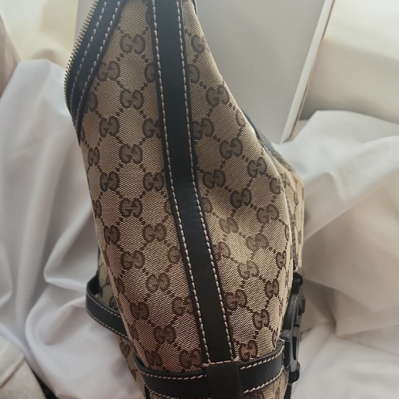 Gucci Tan and Brown Hobo Bag - Picture 7 of 8